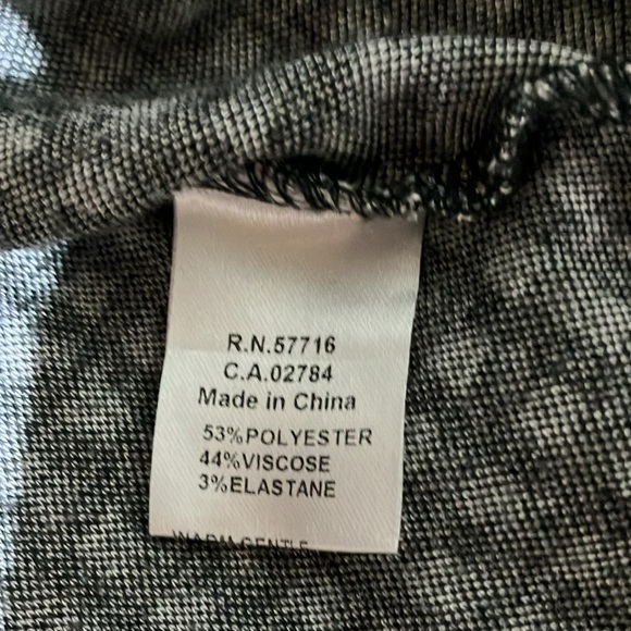 Papillon high low tunic. Size small. - Picture 4 of 6